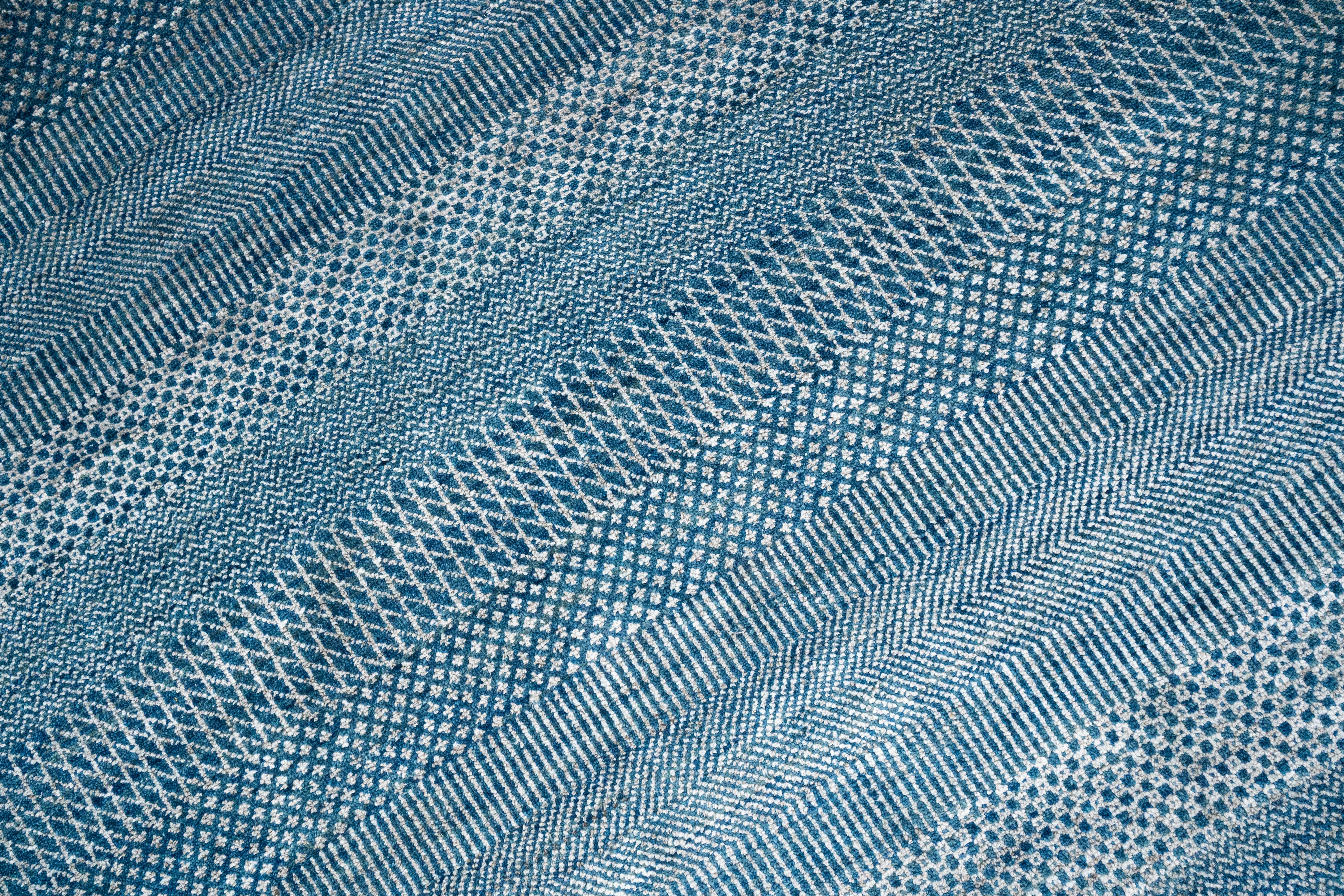 Handknotted Carpet, DIA - 1502 MCN, Blue & Silver